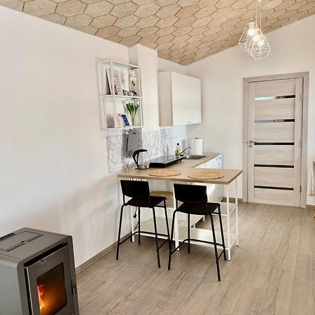 Atputas Namins Jaunlaicene Villa Eksteriør billede