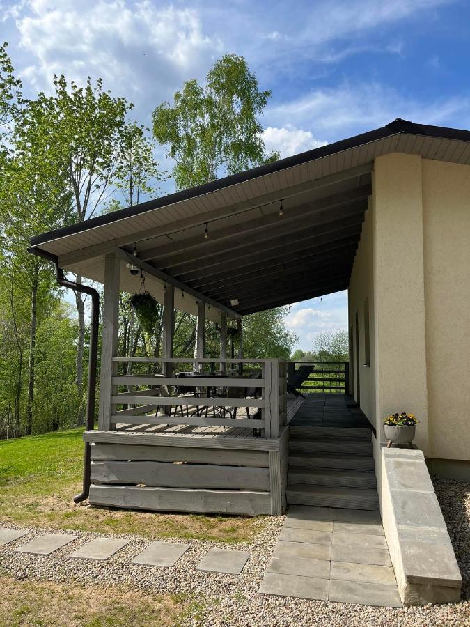 Atputas Namins Jaunlaicene Villa Eksteriør billede